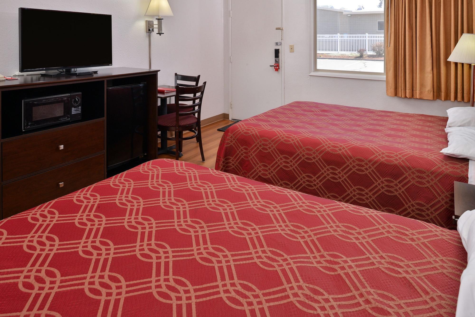 Bend Inn & Suites Bagian luar foto