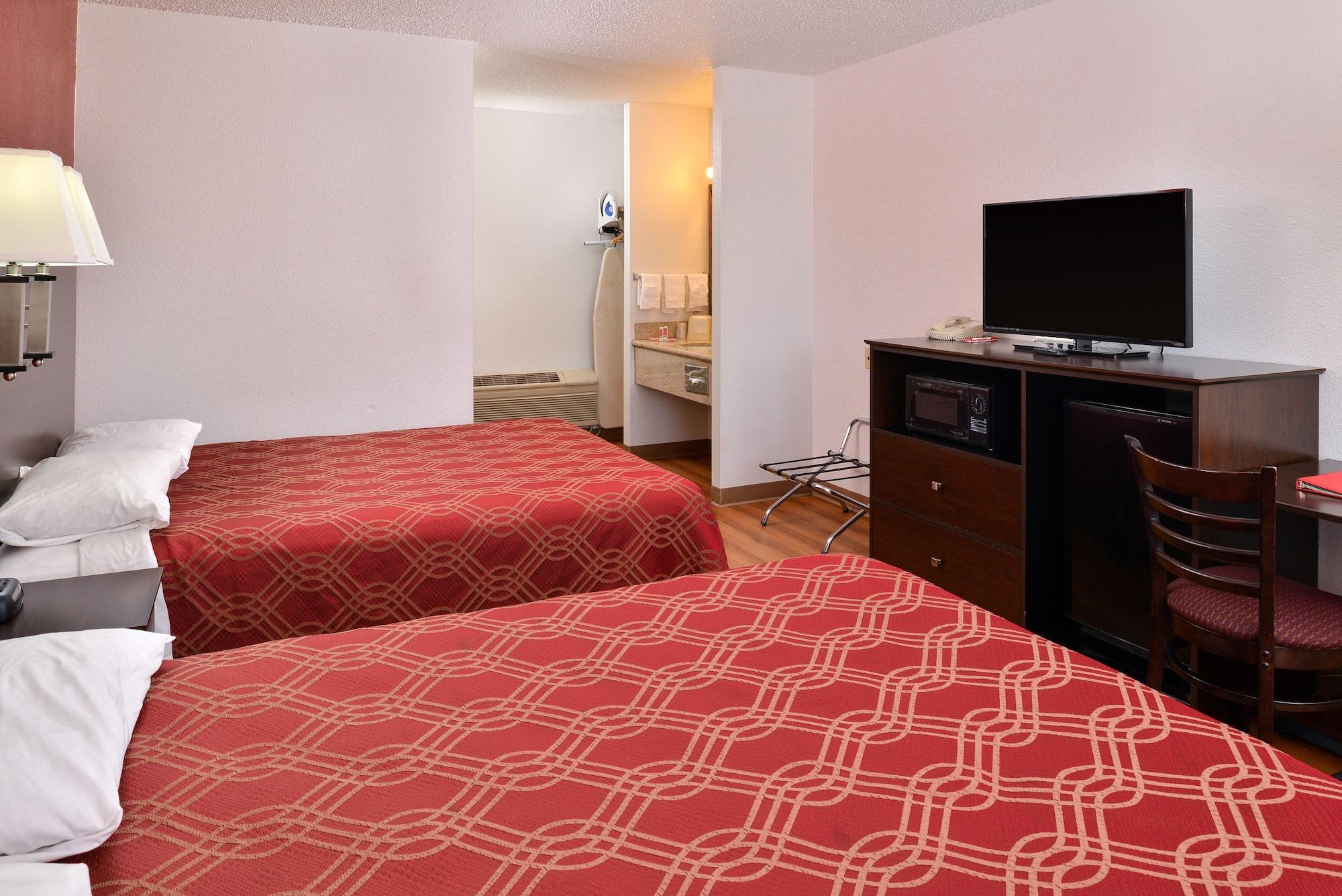 Bend Inn & Suites Bagian luar foto