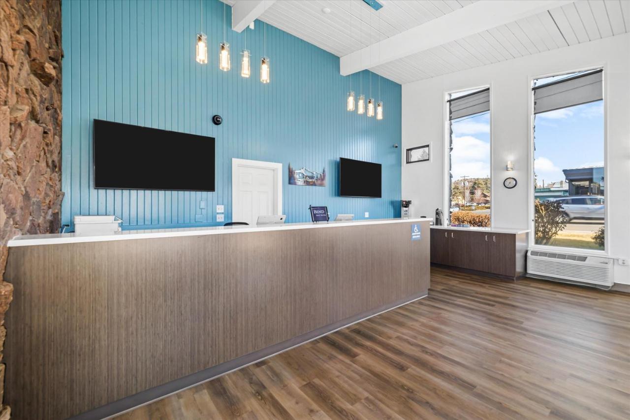 Bend Inn & Suites Bagian luar foto